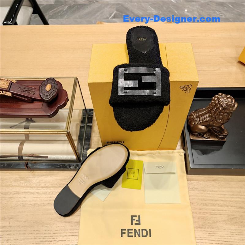 F**di lamb wool series slippers