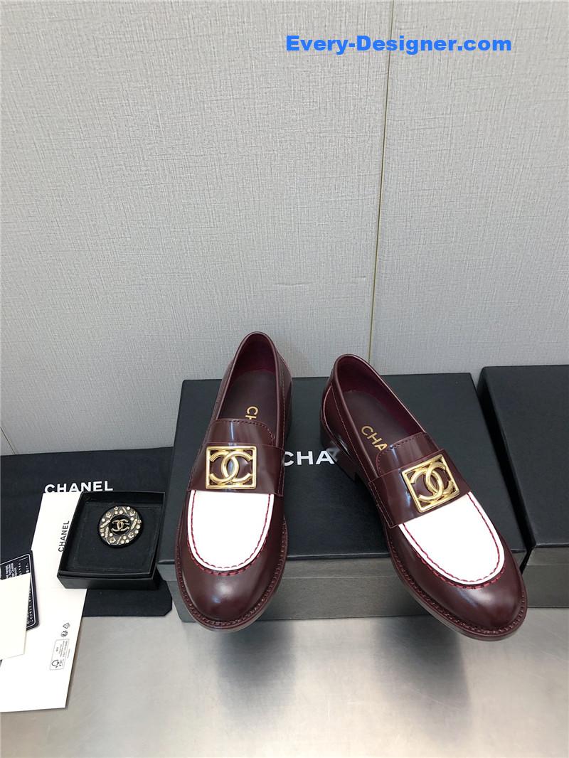 CC chunky heel round toe shoes