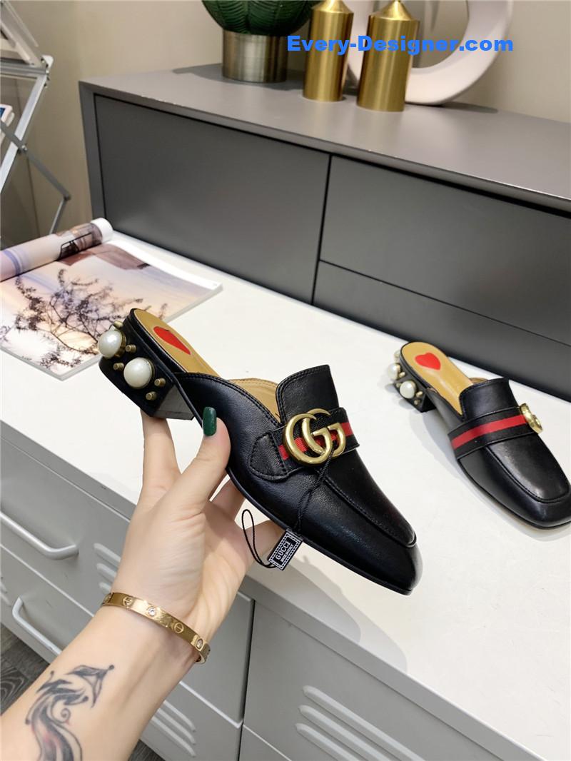 Gvc*1 pearl heel half slippers