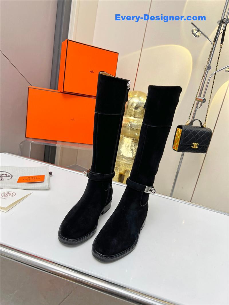 H**me5 new classic boots