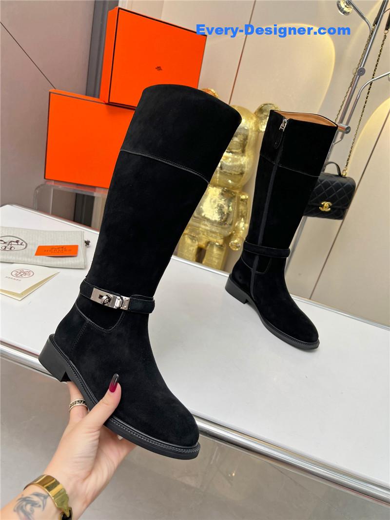 H**me5 new classic boots