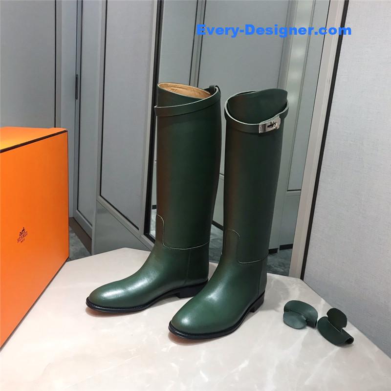 H**me5 new classic boots