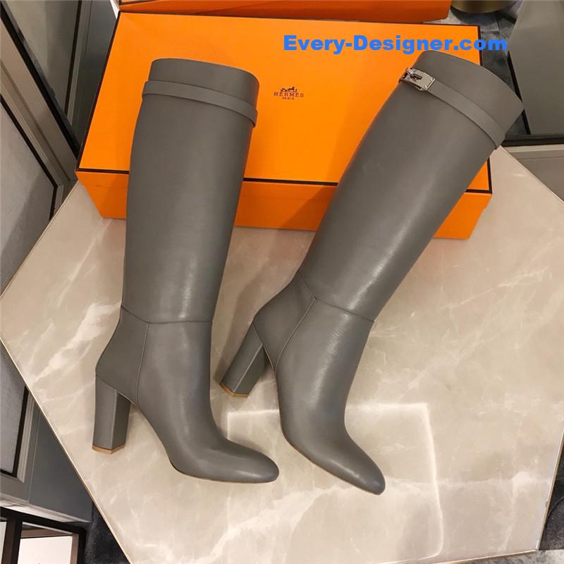H**me5 new classic boots
