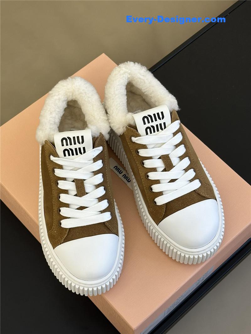 M1um1u autumn and winter lamb wool series sneakers