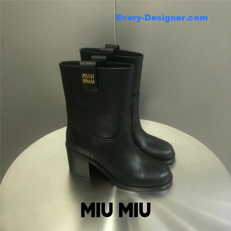 M1um1u thick heel short boots