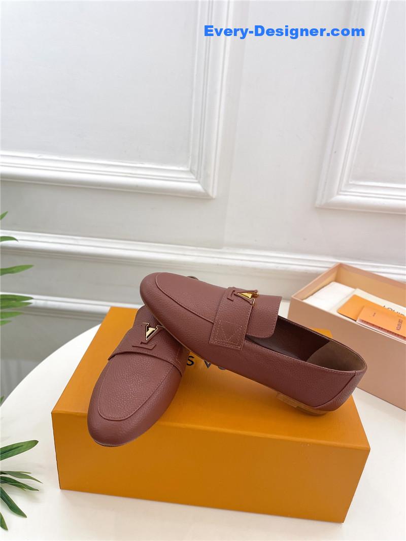 l0vis Vvtt0n lv new flat loafers