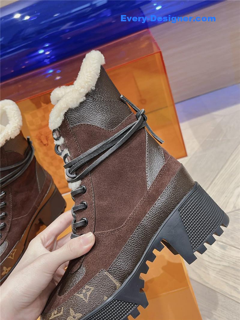 l0vis Vvtt0n lv classic high heel martin boots