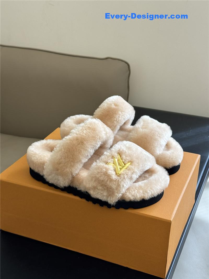 l0vis Vvtt0n lv new wool slippers