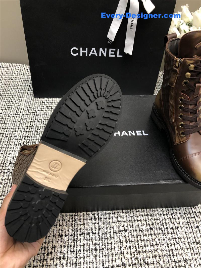 CC polished cowhide boots