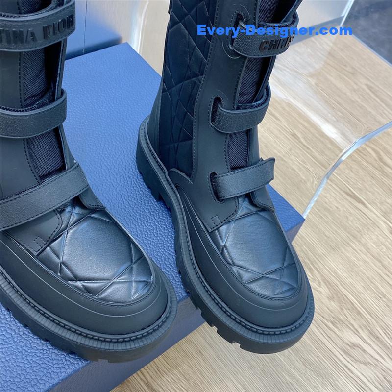 D10r black d-major ankle boots