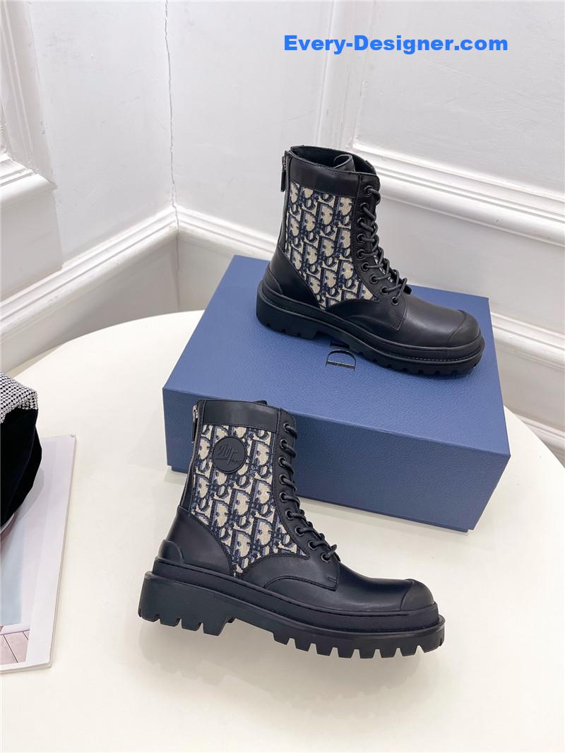 D10r new wool boots