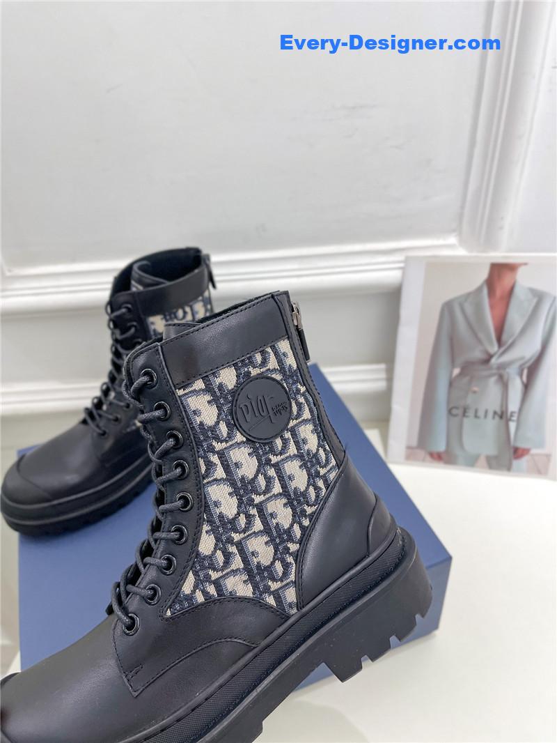D10r new wool boots