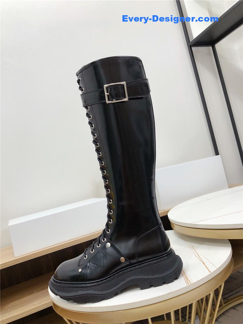 a1exa*der Mcqv*en new lace-up boots