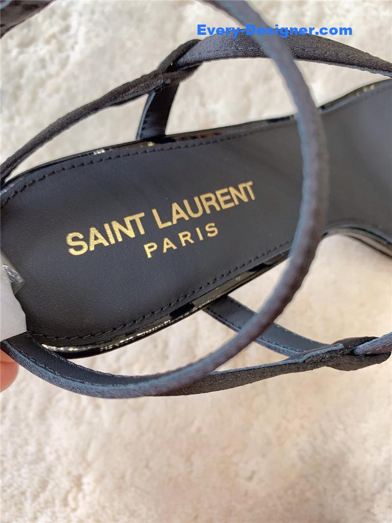 Y51 kitten heel sandals