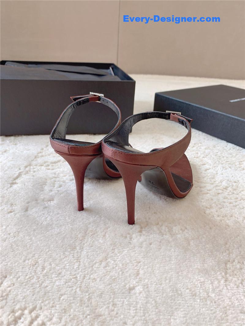 Y51 new sandals