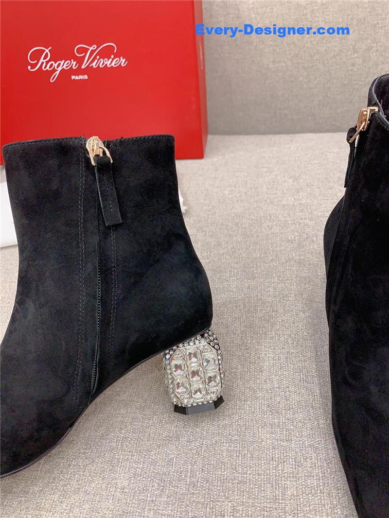 roger u1u1er crystal-embellished heel suede boots