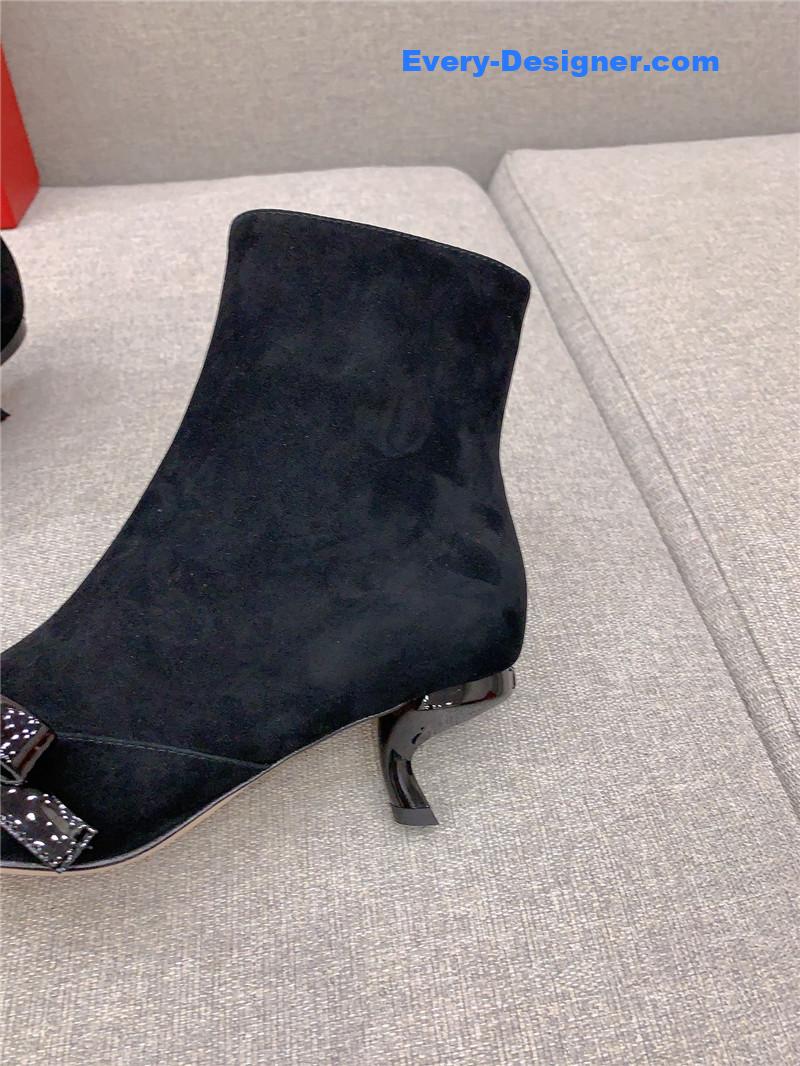 roger u1u1er virgule bow suede ankle boots