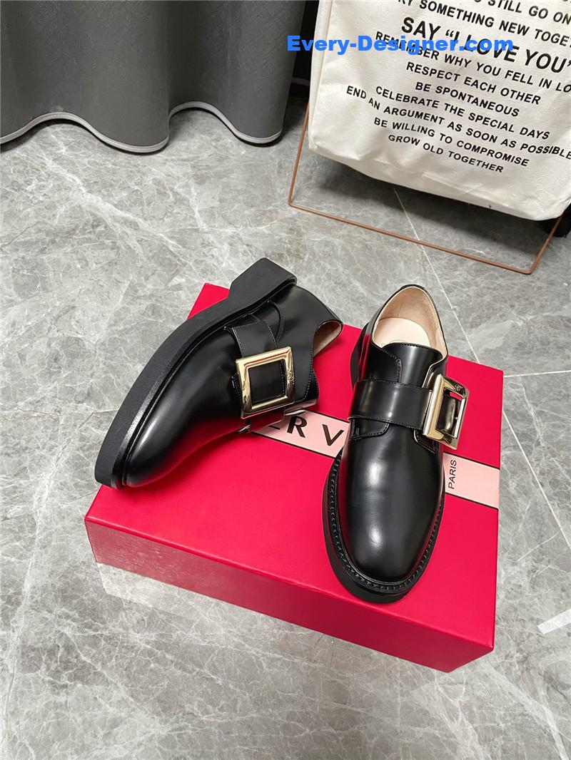 roger u1u1er new loafers