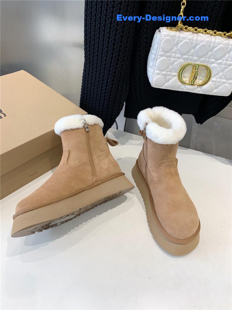 UGG Dipper Shearling Platform Boots Brown