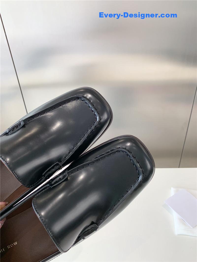 The R0w slip-on loafers