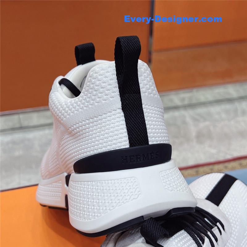 H**me5 new sneakers