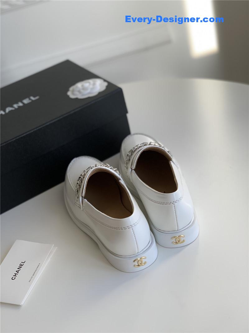 Ch**el classic letter chain loafers