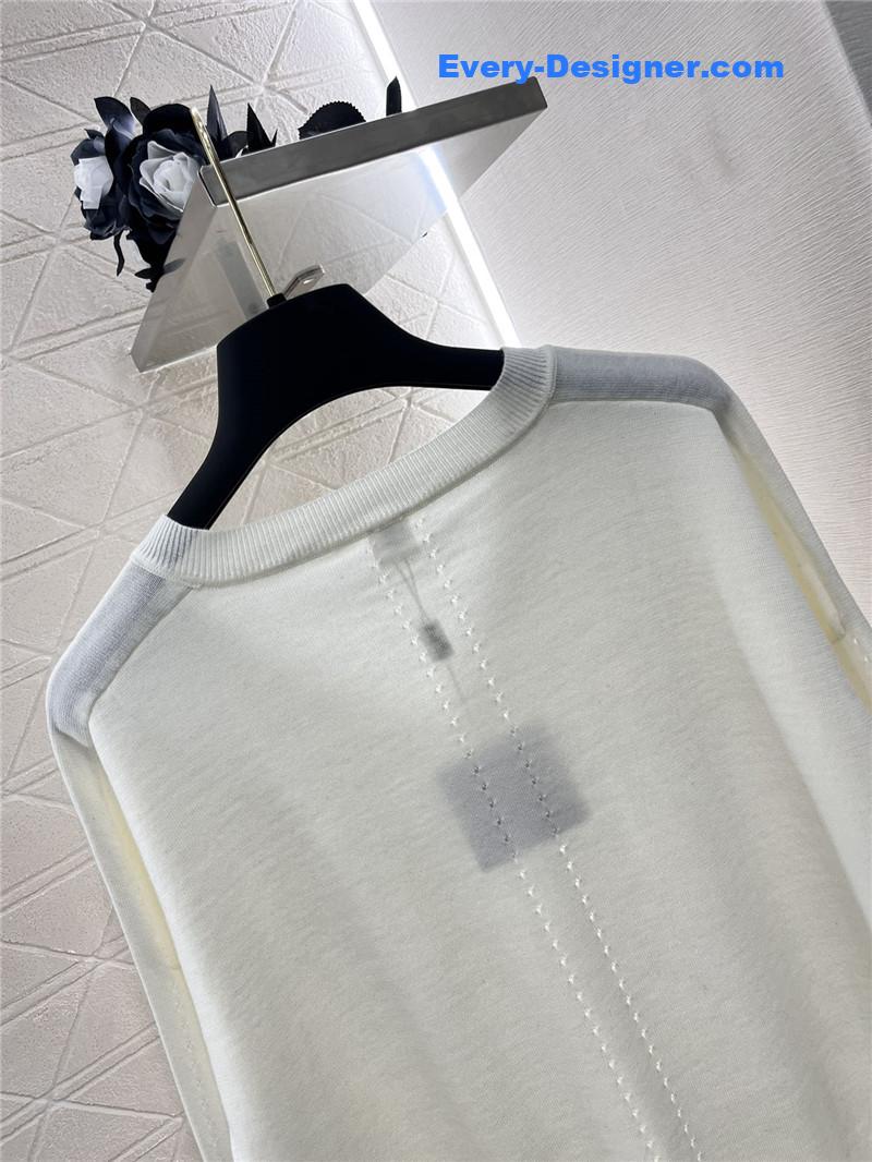 H**me5 v-neck knitted top replica clothing sites