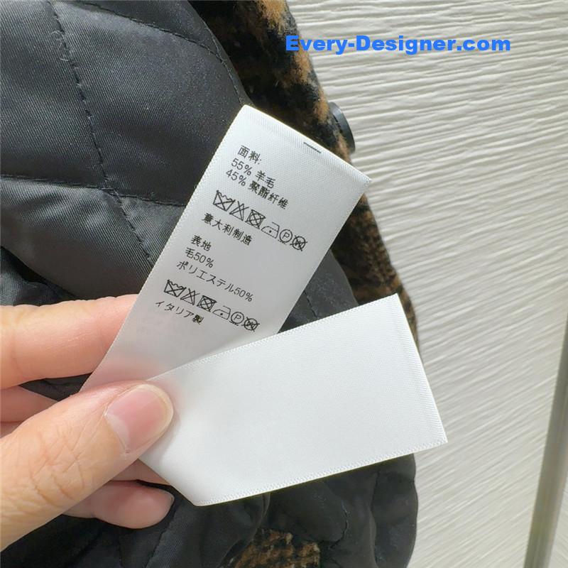 Ce1i*e new coat
