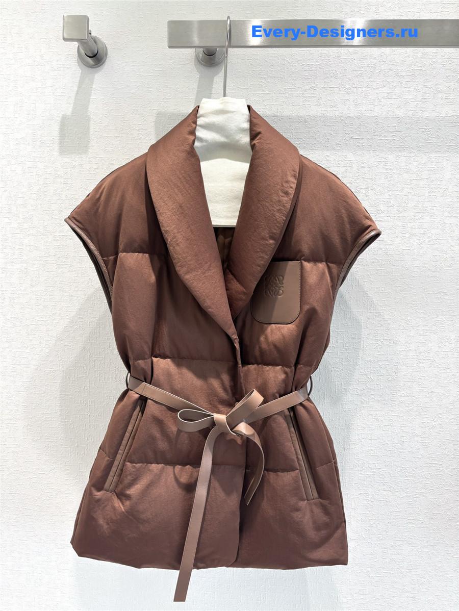 L0ew* lapel down vest