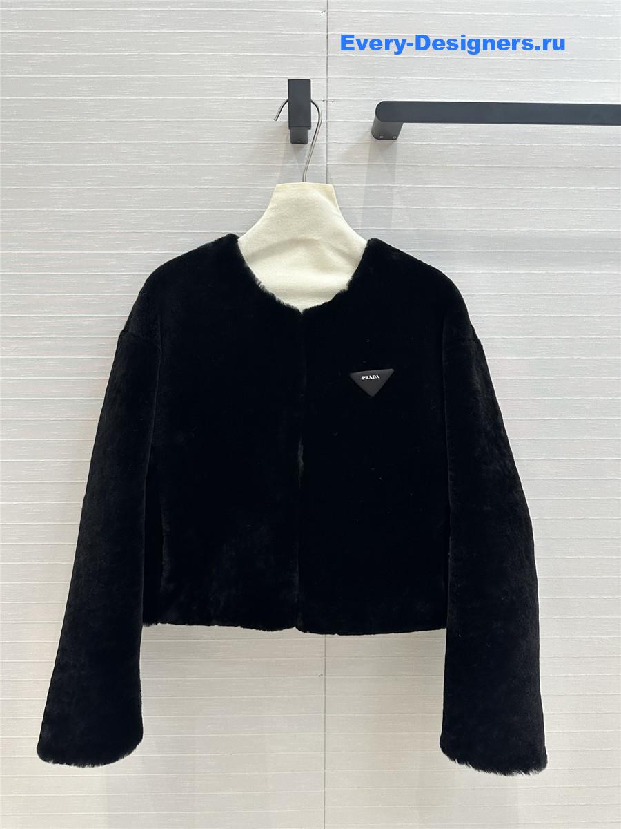 Pra*a triangle logo short jacket