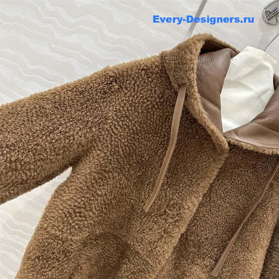 Vanitoo shearling hooded coat