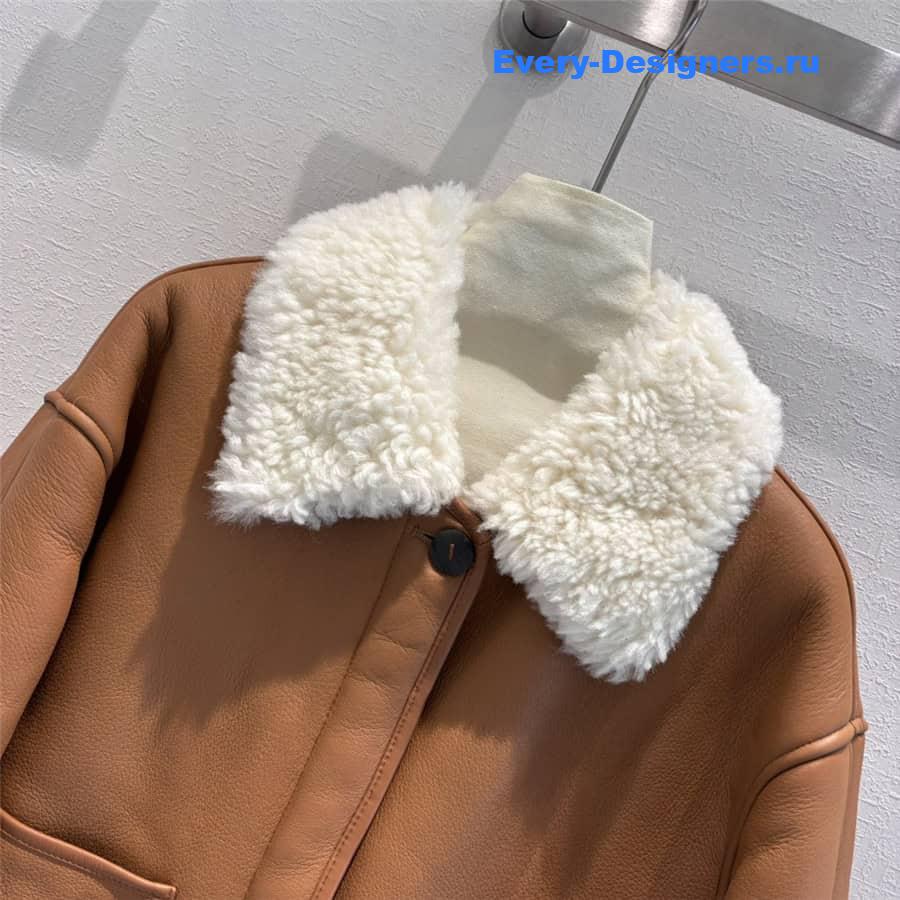 L0ew* fur coat