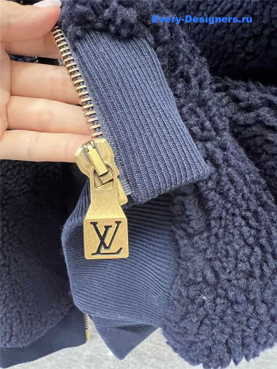 l0vis Vvtt0n lv stand collar grain fleece jacket