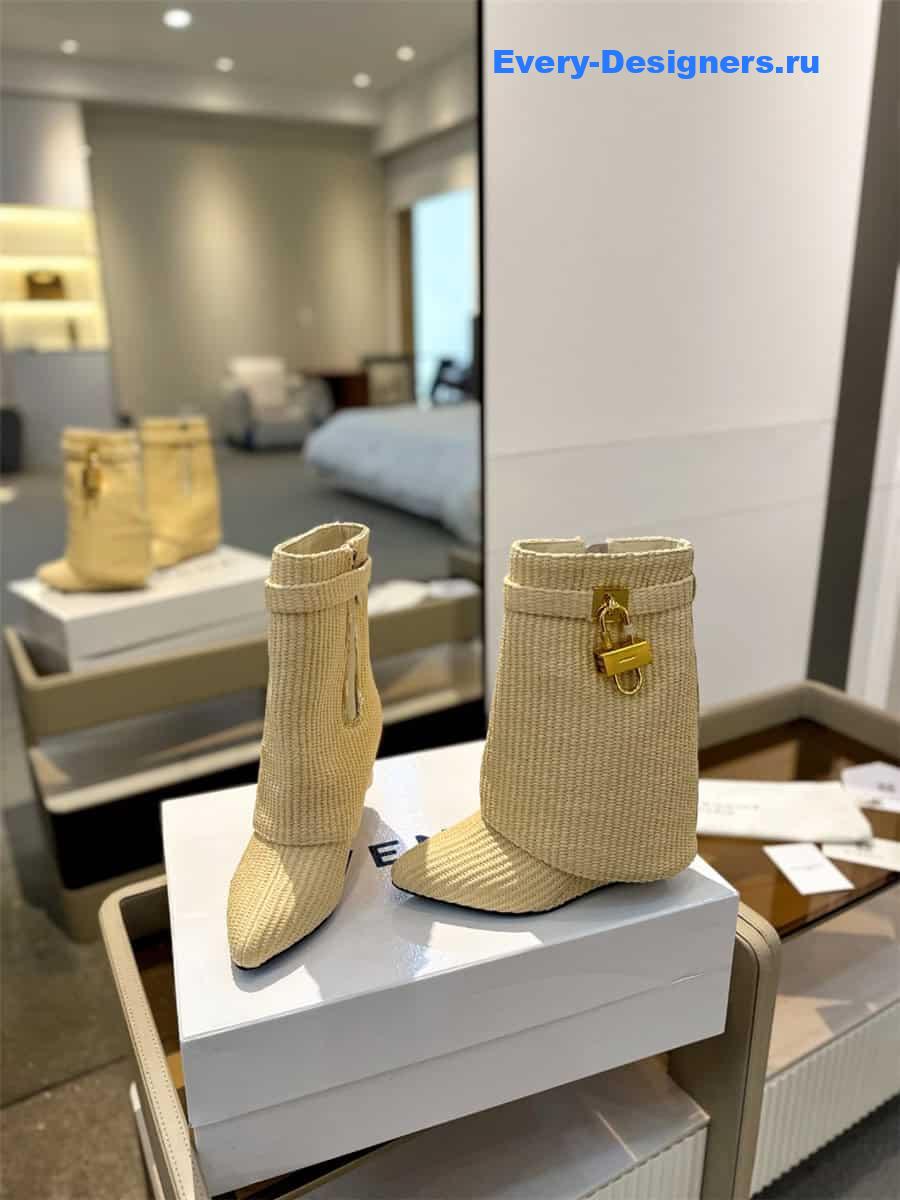 Givenchy Shark Lock Ankle Boots in Raffia