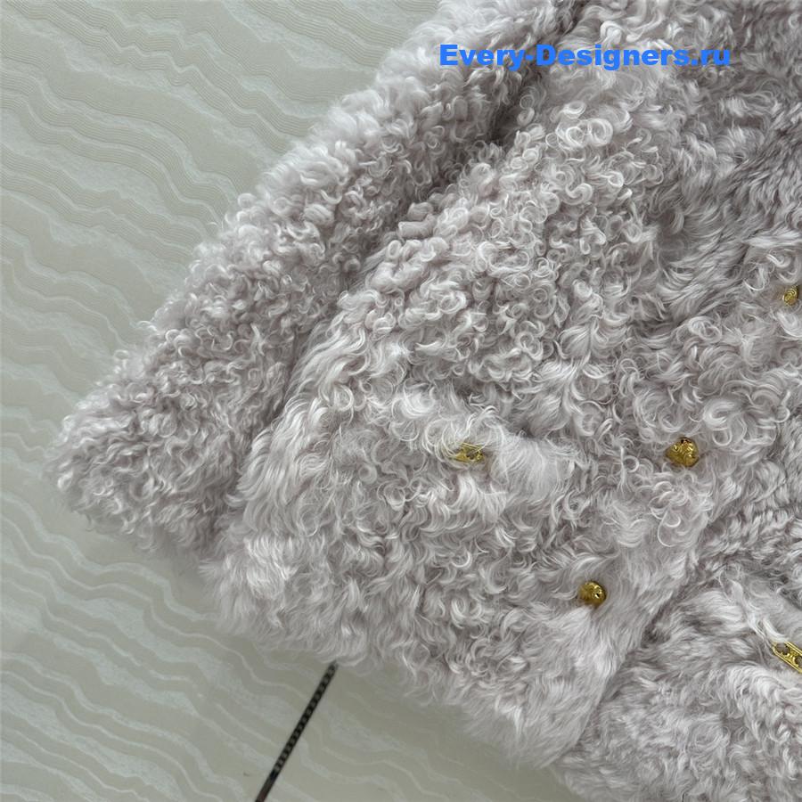 Ce1i*e fur coat