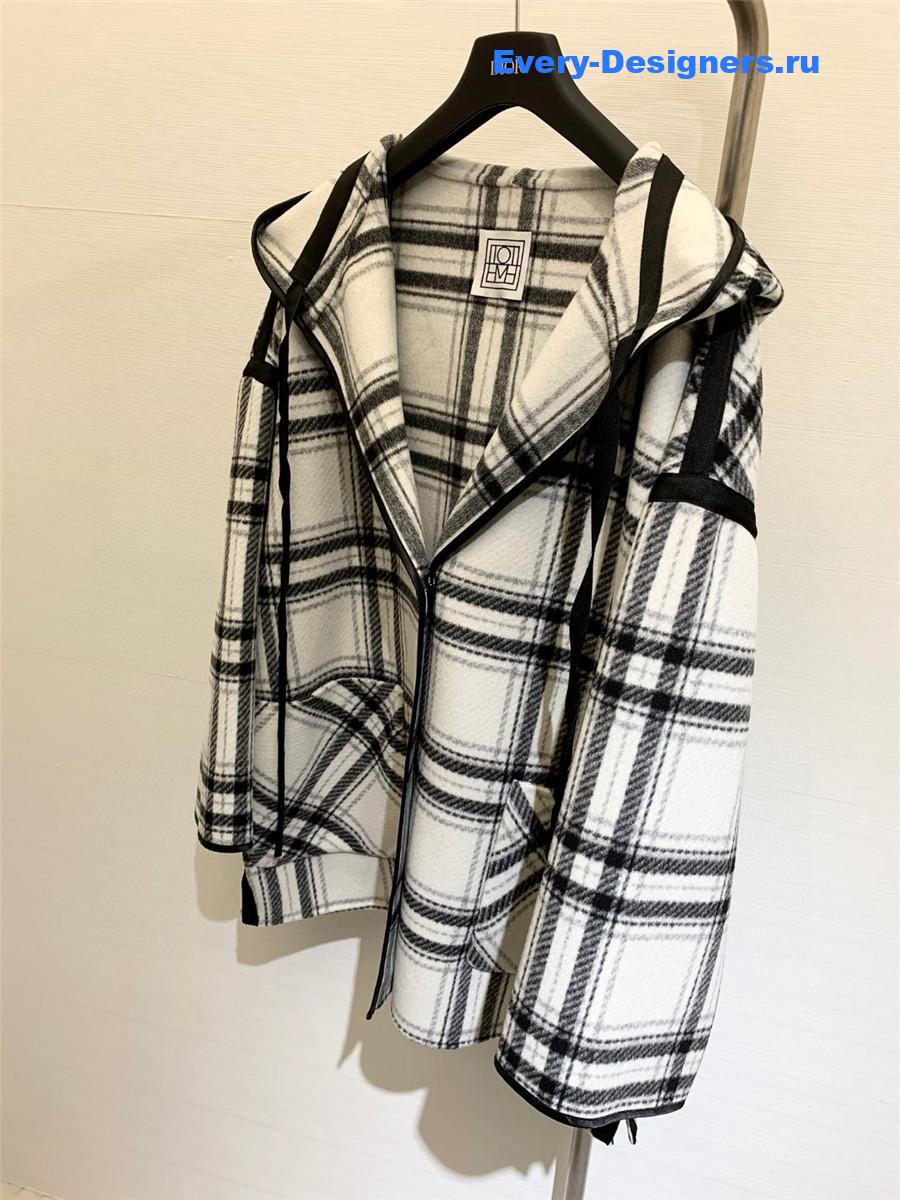 𝐓𝐨𝐭𝐞𝐦𝐞 Loose wool coat