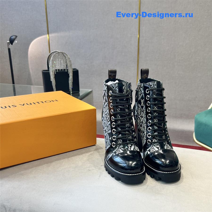 l0vis Vvtt0n star trail ankle boot dupe