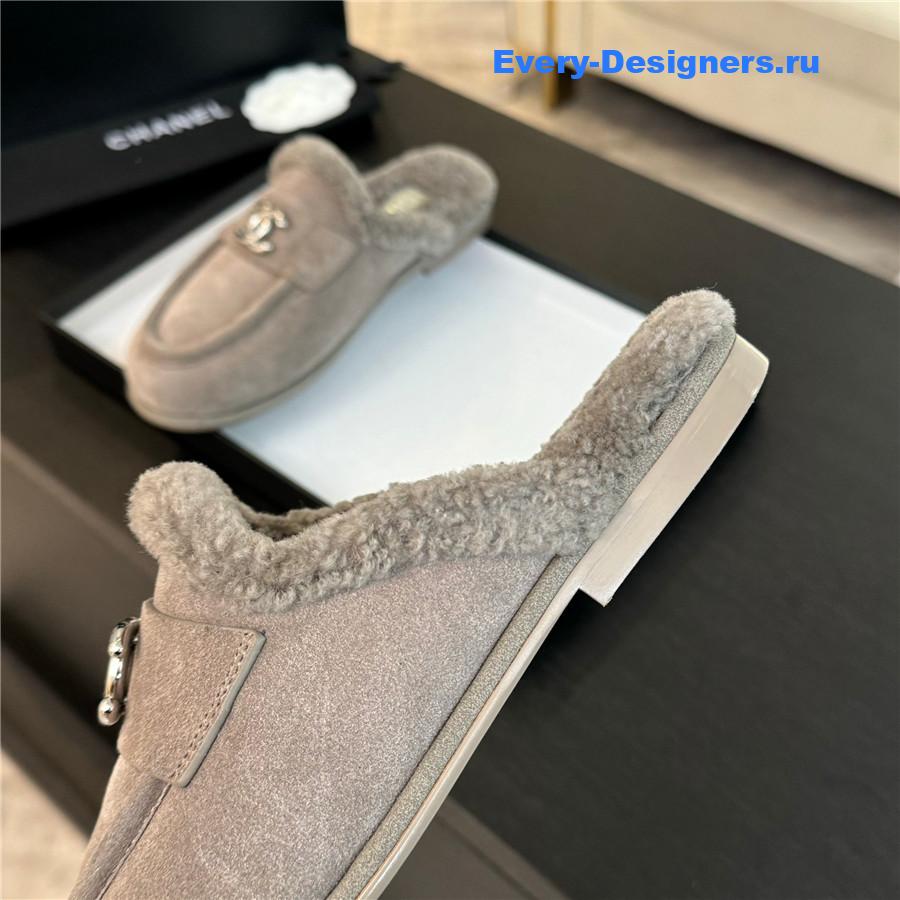 CC lambswool shoes