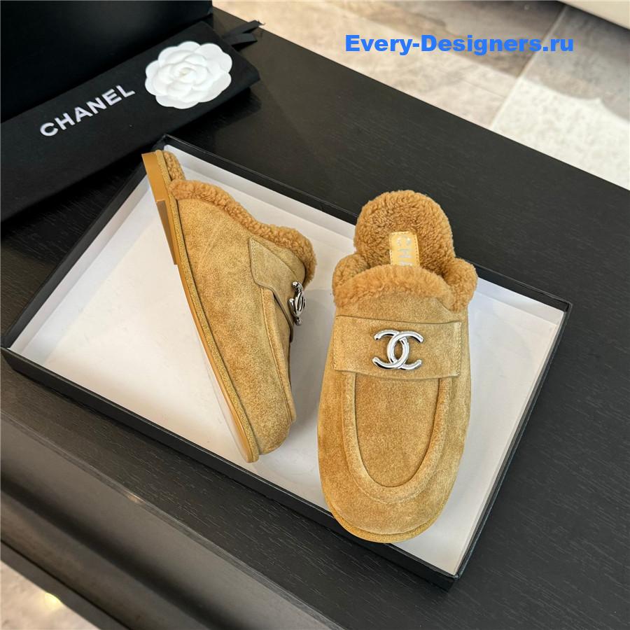 CC lambswool shoes