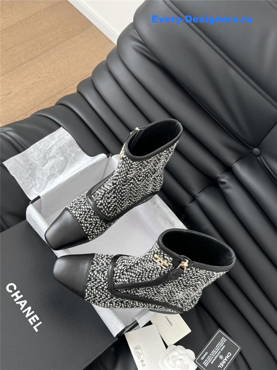 Ch**el women logo black tweed ankle boots