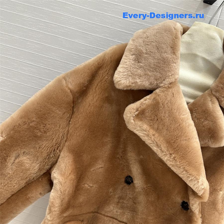 M1um1u short fur coat