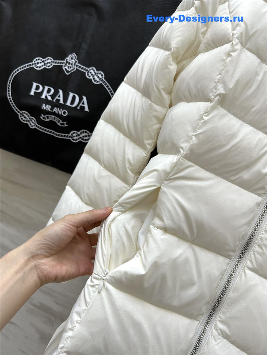 Pra*a stand collar midi down jacket