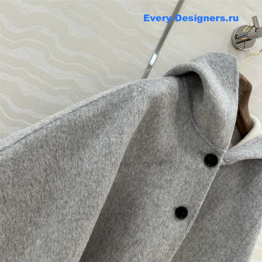 L0r0 P1ana hooded cashmere cape
