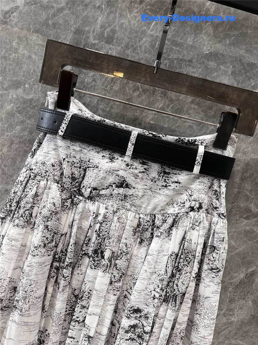D10r mid-length belted skirt