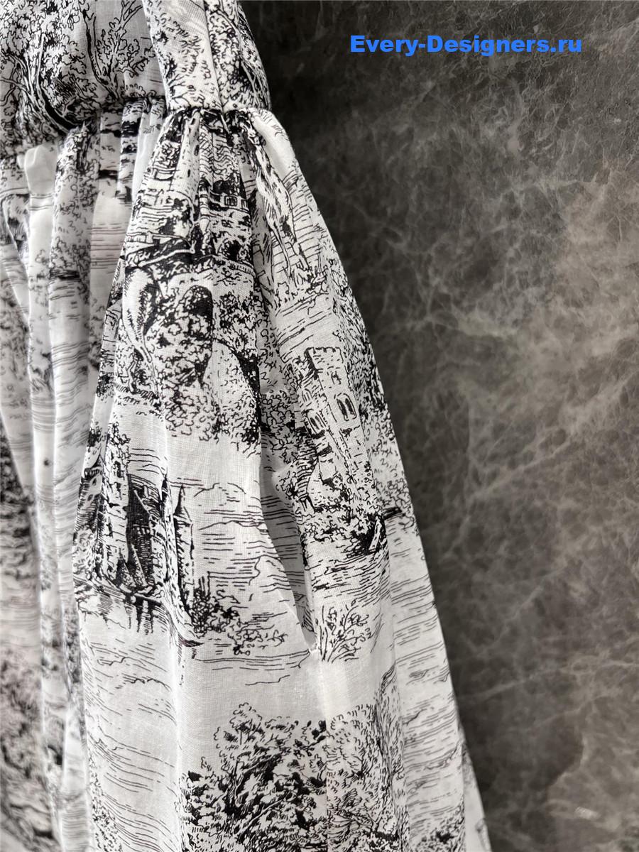 D10r mid-length belted skirt