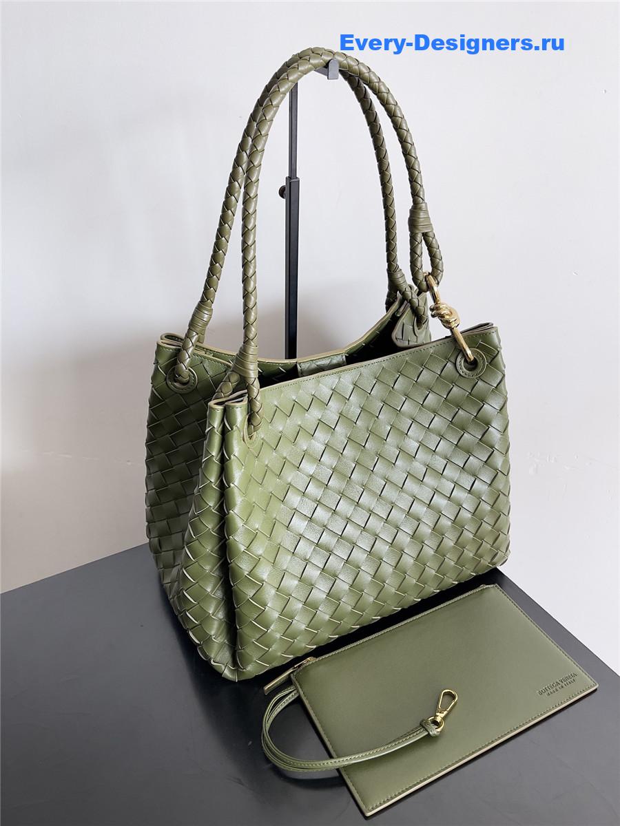 b0tt*ga Ven*ta large andiamo parachute shoulder bag green