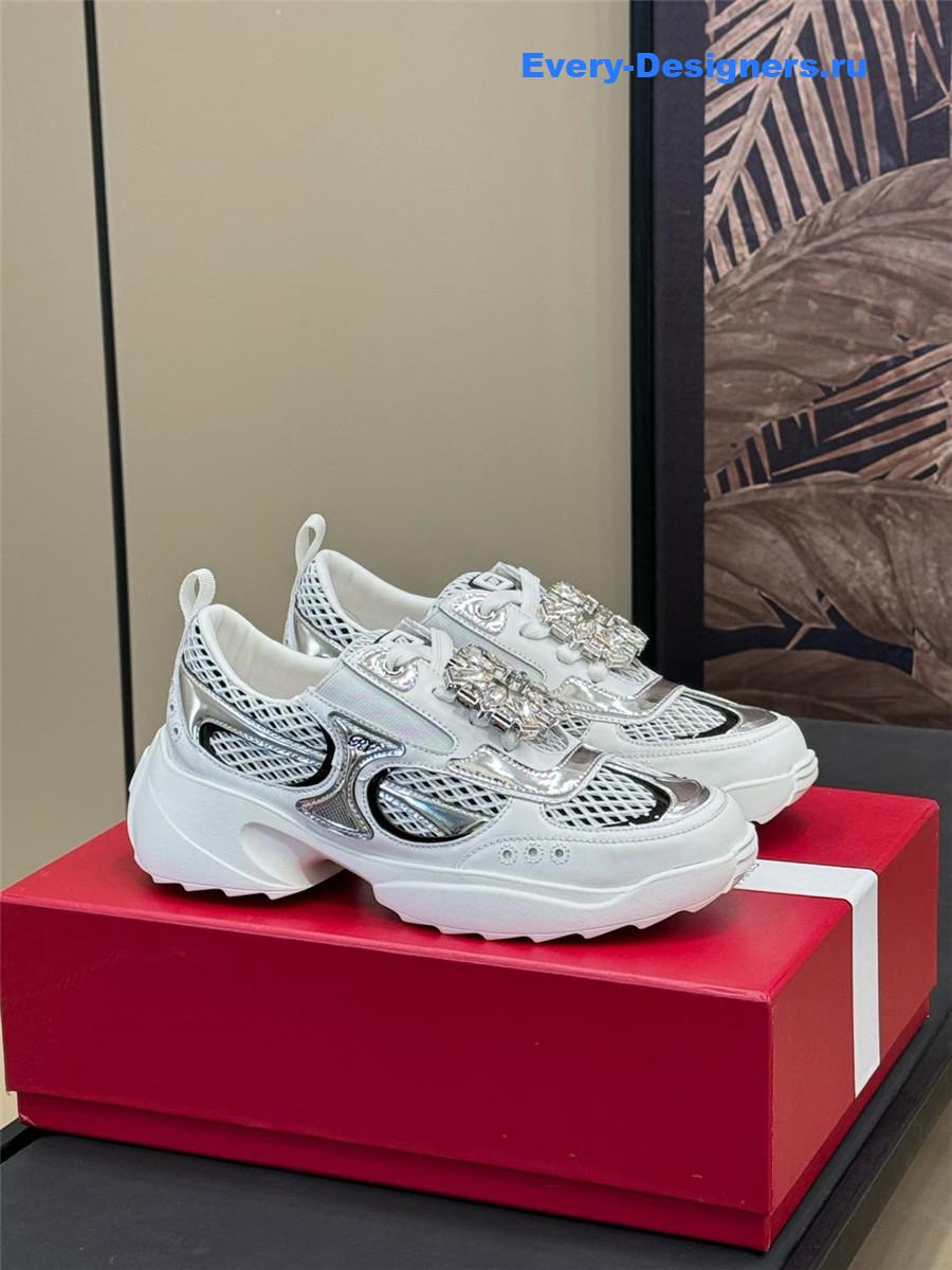 roger u1u1er viv on the run silver sneakers