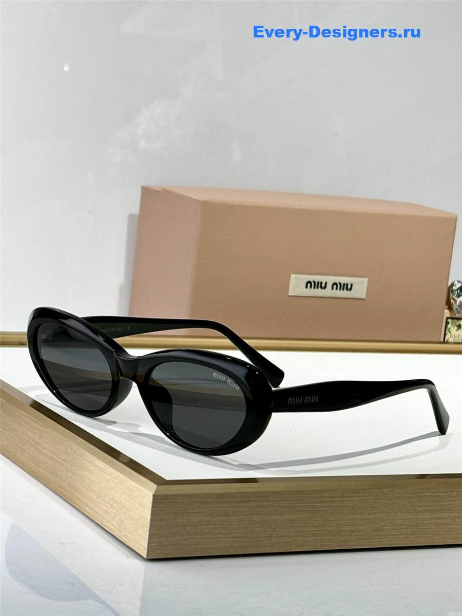 Miu Miu SMU30WS Cat Eye Sunglasses