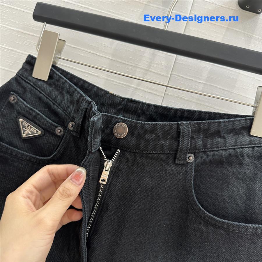 Pra*a bull denim shorts black