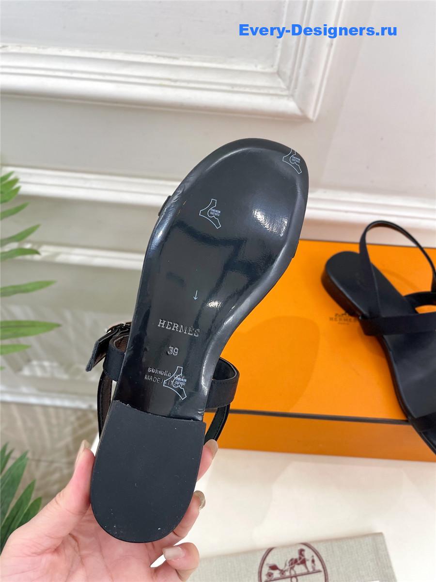 H**me5 crystal strap sandals black